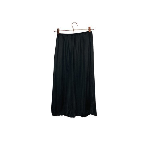 Vintage‎ Warner's Medium M Perfect Measure Black Nylon Half Slip Skirt Lingerie - Picture 2 of 4